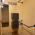 Florence Cave House